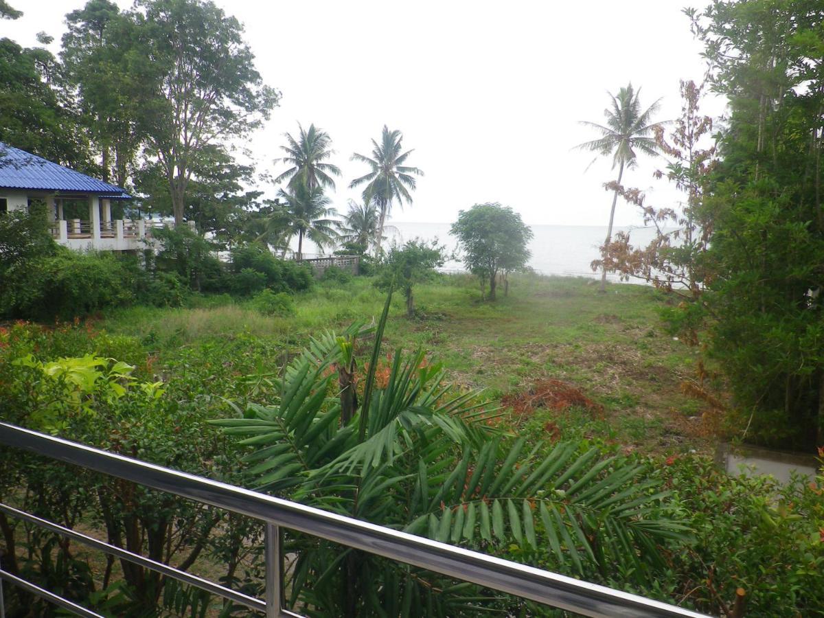 The Theatre Villa Bang Saphan Bagian luar foto