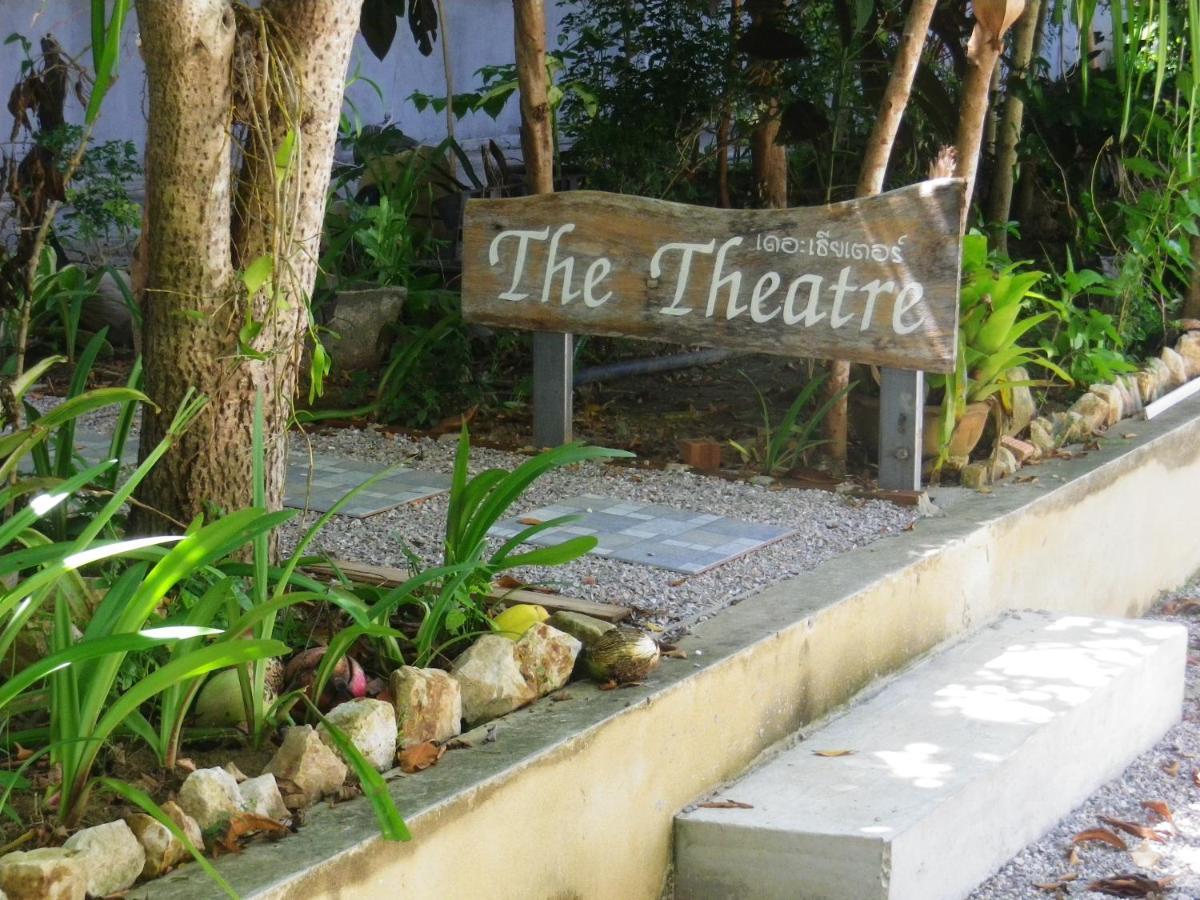 The Theatre Villa Bang Saphan Bagian luar foto