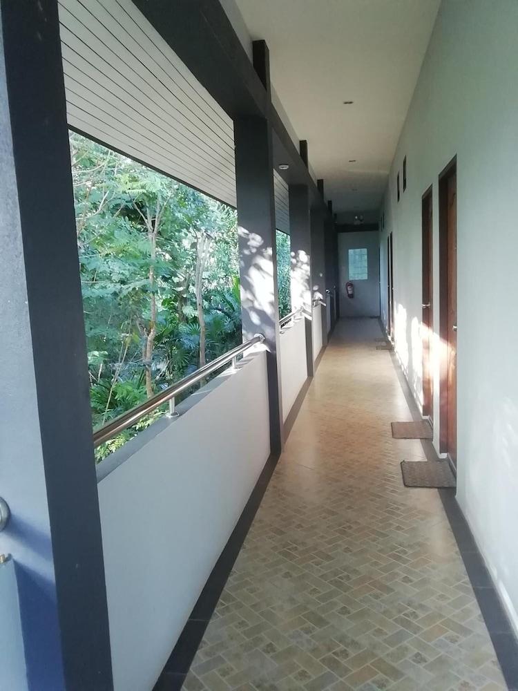 The Theatre Villa Bang Saphan Bagian luar foto