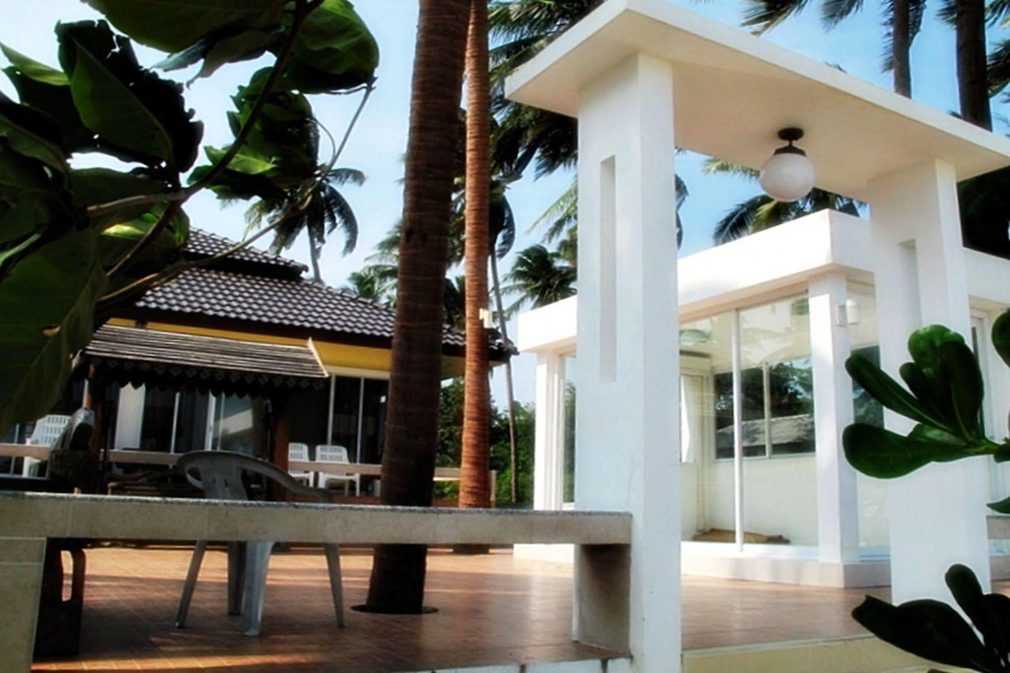 The Theatre Villa Bang Saphan Bagian luar foto