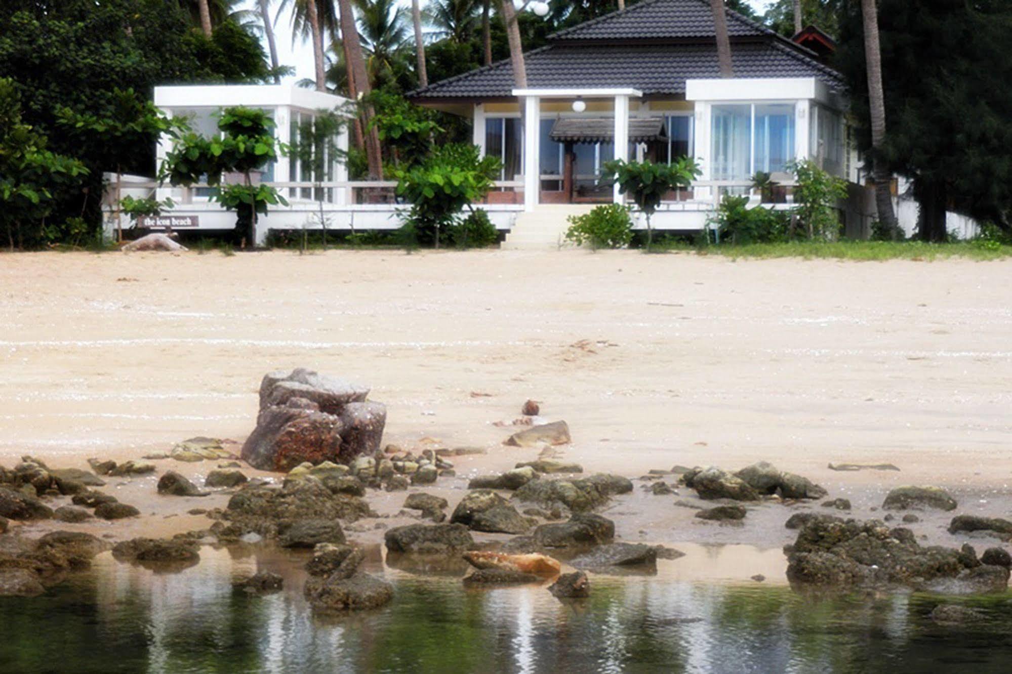 The Theatre Villa Bang Saphan Bagian luar foto